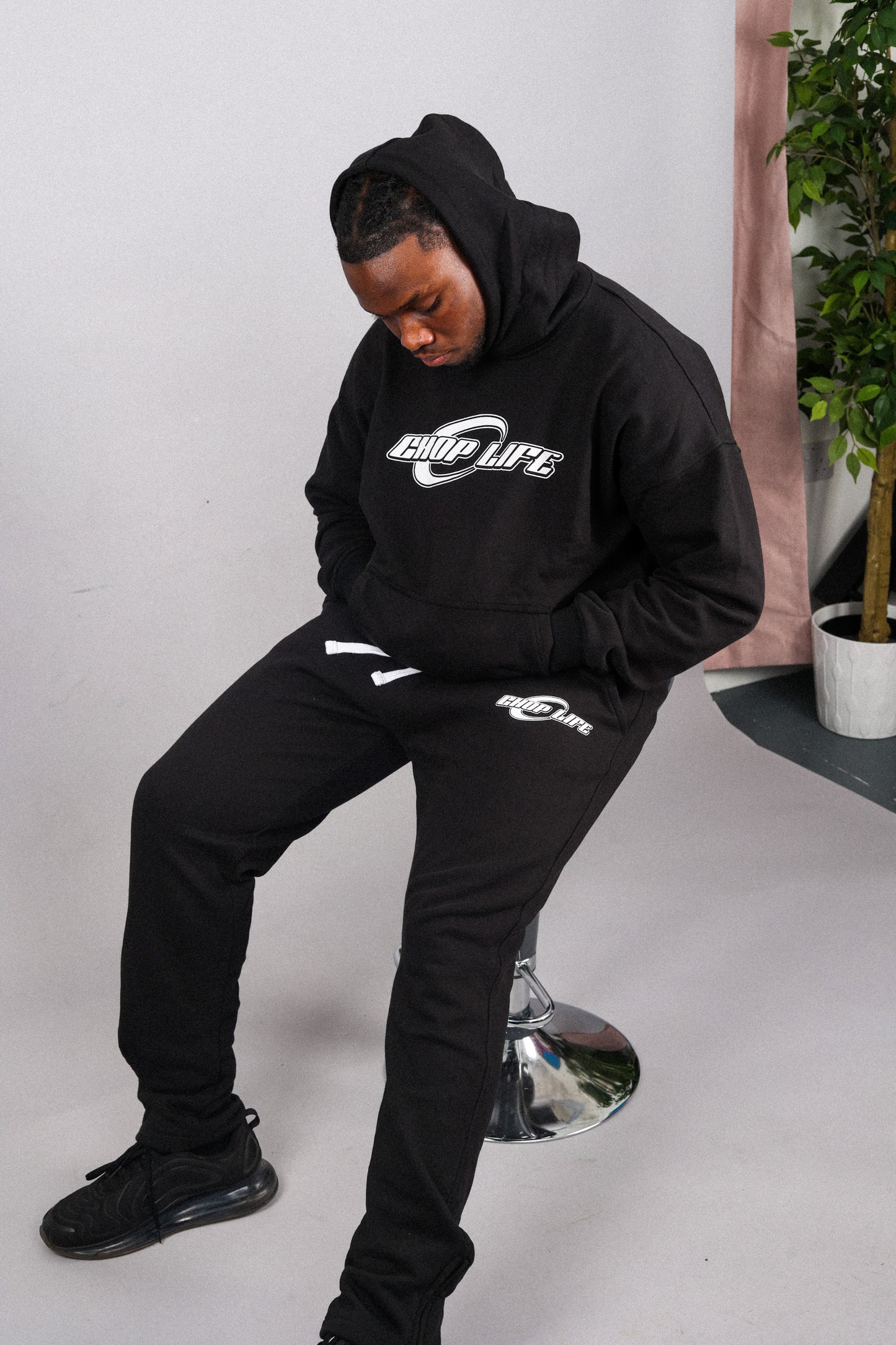 RACER SIGNATURE HOODIE - BLACK